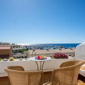 https://irina-beach-apartment.tenerifehoteles.net