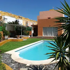 https://vivienda-unifamiliar-sela.tenerifehoteles.net
